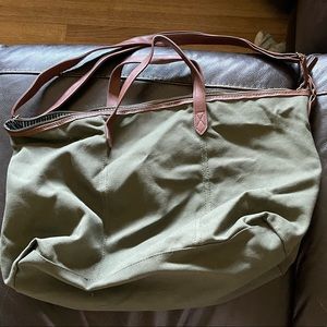 Large green weekender bag